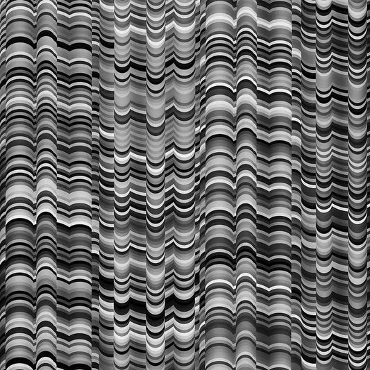 Geometrische Muster in  schwarz Weiß mäandern über das Kunstwerk, scheinbar in Bewegung