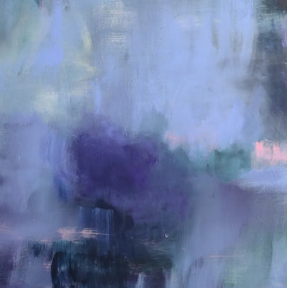 Detailaufnahme The Pond – Dynamische Pinselstriche und nebelige Lasuren, hellrosa Lichtpunkte auf kühler Blau-Violett-Komposition, Marion Schmidtke | Kunst-Direkt.de
