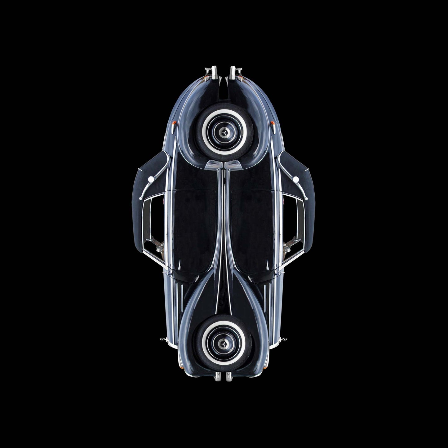 ein schwarzes Mercedes Cabriolet, oldtimer, schwarzer Hintergrund, verchromte Linien, quadratisch, hochkant